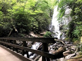 Smoky Mountain Views Cabins