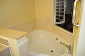 Holiday Inn Express Williamston