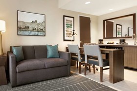 Embassy Suites by Hilton Wilmington Riverfront