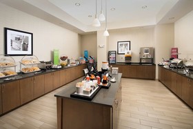 Hampton Inn Wilmington Downtown