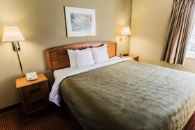 MainStay Suites
