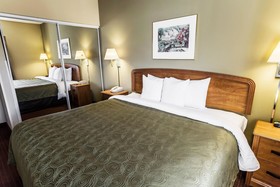 MainStay Suites