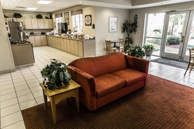 MainStay Suites