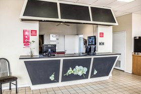 Rodeway Inn & Suites Wilmington North