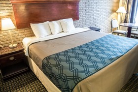 Rodeway Inn & Suites Wilmington North