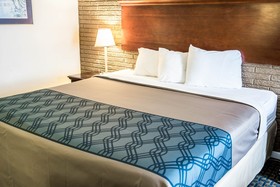 Rodeway Inn & Suites Wilmington North