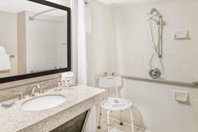 Wingate by Wyndham Wilmington