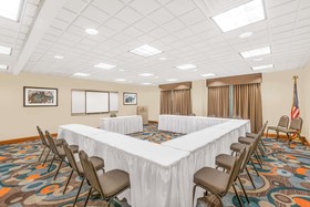 Wingate by Wyndham Wilmington