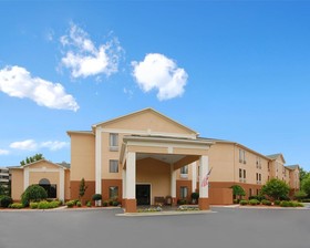 Spark by Hilton Winston-Salem University