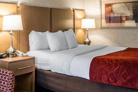 Comfort Suites Hanes Mall