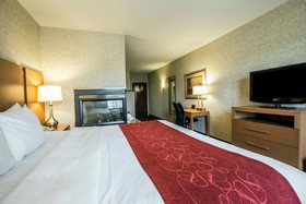 Comfort Suites Hanes Mall
