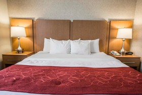 Comfort Suites Hanes Mall