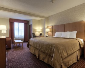 Comfort Suites Hanes Mall
