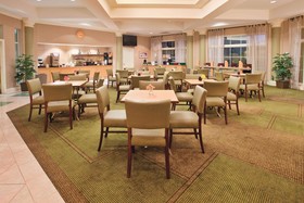 La Quinta Inn & Suites by Wyndham Winston-Salem