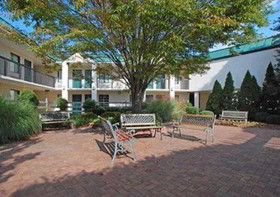 Quality Inn & Suites Hanes Mall