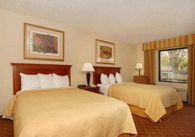 Quality Inn & Suites Hanes Mall