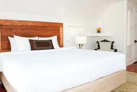 Summit Street Inns