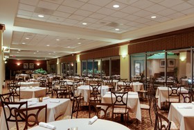 Holiday Inn Resort Wilmington E-Wrightsville Beach