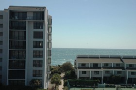 Summer Sands Suites