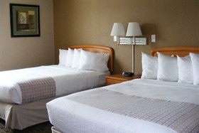 Americas Best Value Inn & Suites