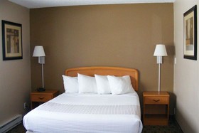Americas Best Value Inn & Suites
