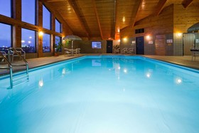 AmericInn Lodge & Suites Bismarck