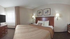 Candlewood Suites Bismarck