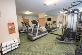 Candlewood Suites Bismarck