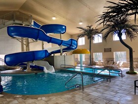 Country Inn & Suites by Radisson, Bismarck, ND