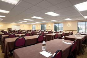 Country Inn & Suites by Radisson, Bismarck, ND