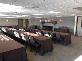 Country Inn & Suites by Radisson, Bismarck, ND