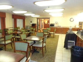 Country Inn & Suites by Radisson, Bismarck, ND