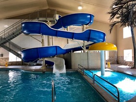 Country Inn & Suites by Radisson, Bismarck, ND