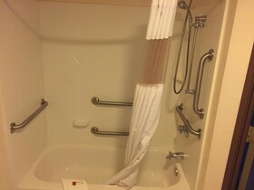 Days Inn by Wyndham Bismarck