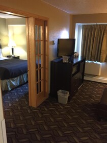 Days Inn by Wyndham Bismarck