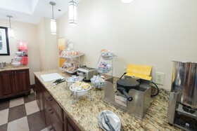 Hampton Inn Bismarck