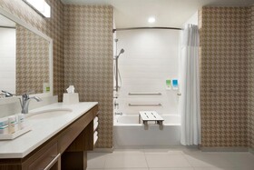 Home2 Suites by Hilton Bismarck
