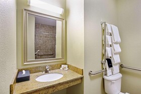 La Quinta Inn & Suites by Wyndham Bismarck