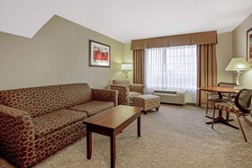 La Quinta Inn & Suites by Wyndham Bismarck