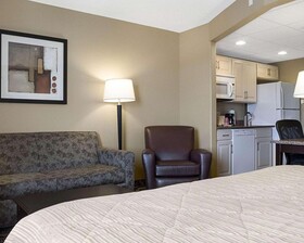 MainStay Suites