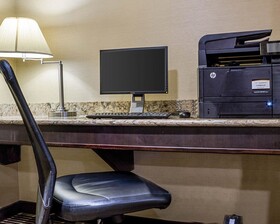 MainStay Suites