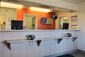 Motel 6 Bismarck
