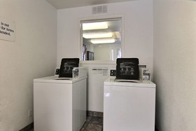 Motel 6 Bismarck