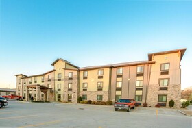 My Place Hotel - Bismarck, ND
