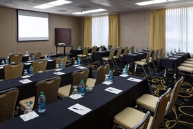 Radisson Hotel Bismarck