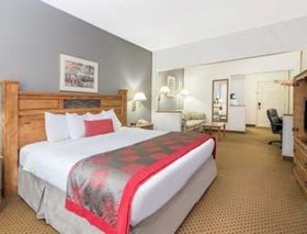 Miriam Hotel
