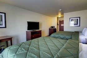 Cobblestone Inn & Suites