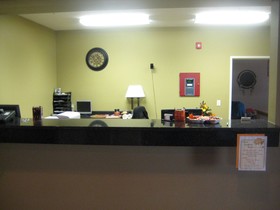 Bowman Inn & Suites
