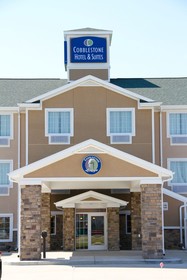 Cobblestone Hotel & Suites - Devils Lake