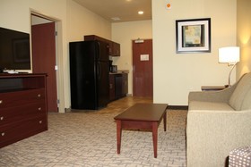 Cobblestone Hotel & Suites - Devils Lake